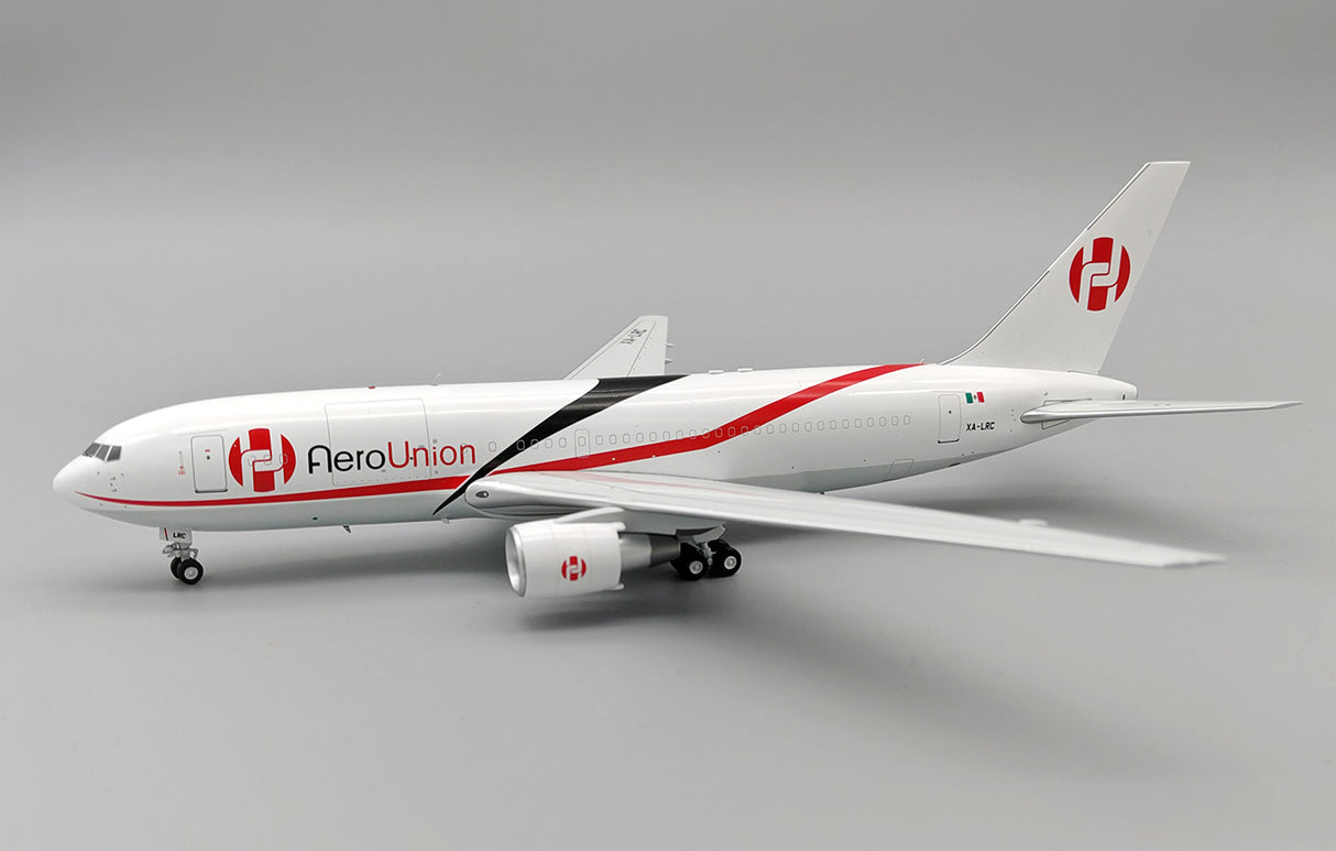 EAV-762-LRC | El Aviador 1:200 | Boeing 767-241/ER(BDSF) AeroUnion XA-LRC | is due April 2025