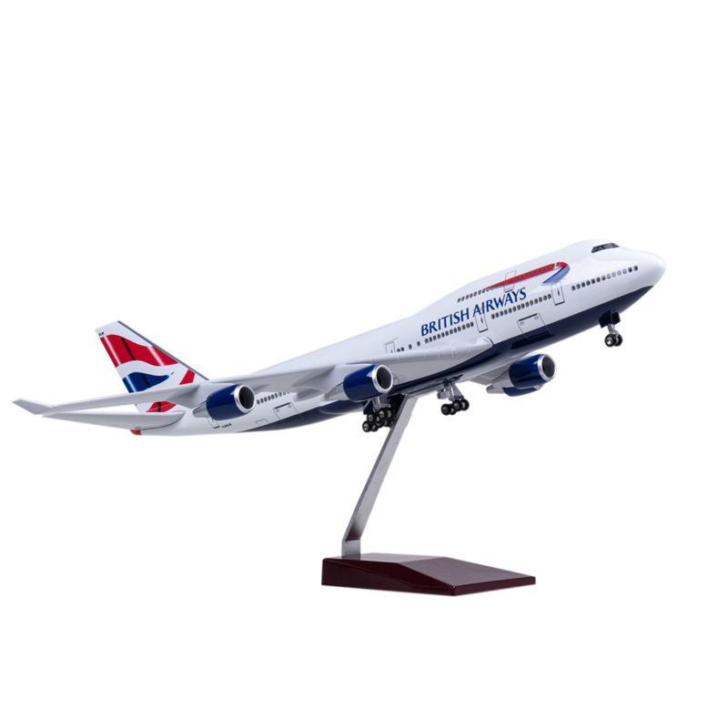 DMBAB747 | Desktop Models 1:150 | Boeing 747, British Airways LED light up | is due November 2025