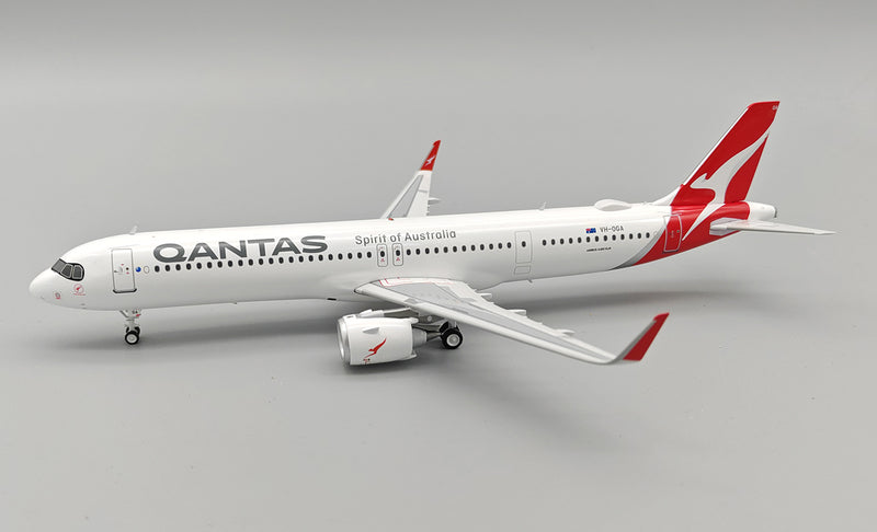 IF321QF0525 | InFlight200 1:200 | Airbus A321-271NY, Qantas VH-OGA with stand | was due May 2025