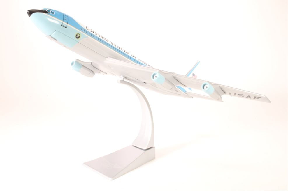 AA32901 | Corgi 1:144 | Boeing VC-137C United States Air Force 62-6000 'Air Force One'