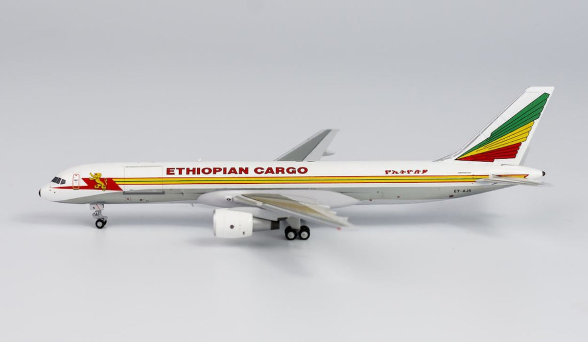 NG53193 | NG Models 1:400 | Boeing 757-200PF Ethiopian Cargo ET-AJS