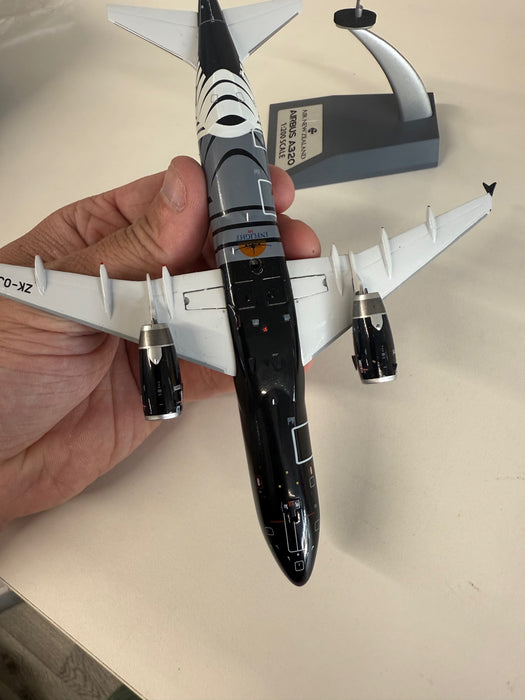 BPIF3200417 | 1:200 | Airbus A320-232, Air New Zealand ZK-OJR