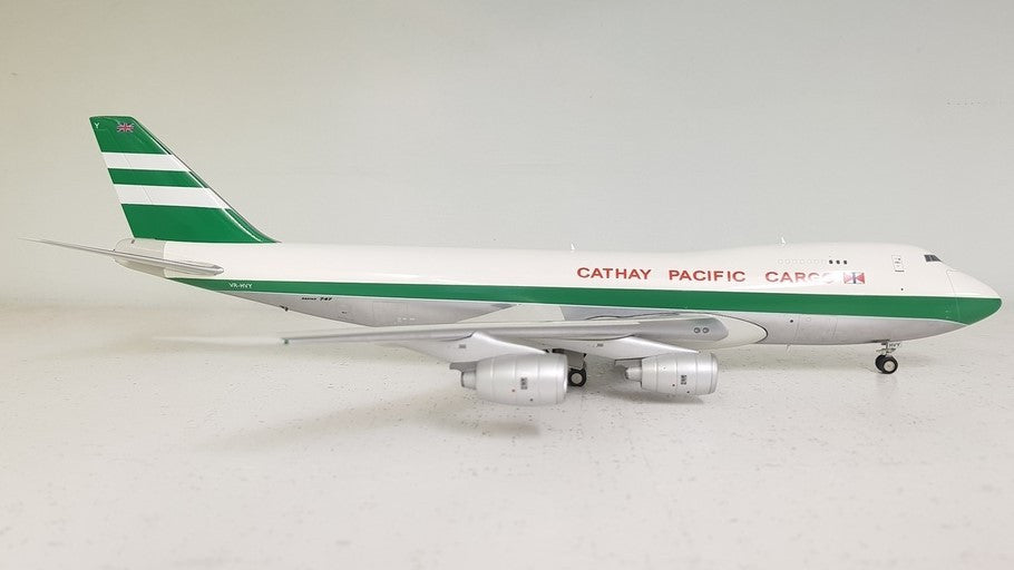 XX2858|JC Wings 1:200 | Boeing 747-200F Cathay Pacific Cargo VR-HVY (1970s livery)