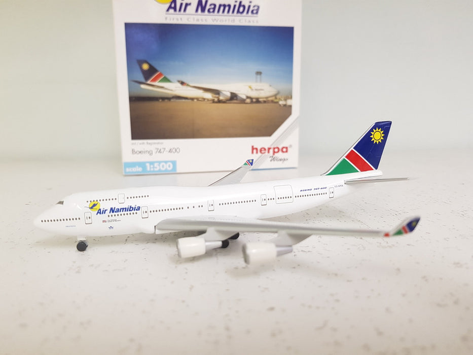 512114 | Herpa Wings 1:500 | Boeing 747-400 Air Namibia V5-NMA