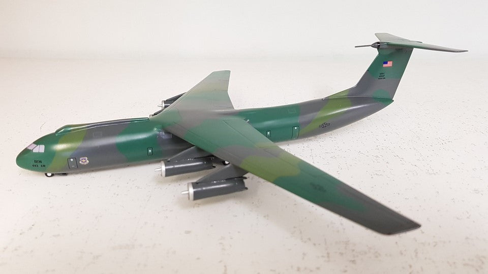 SC179 | Sky Classics 1:200 | Lockheed C-141B Starlifter 443MAW 50236 (lizard wrap around camouflage two tone green/grey)