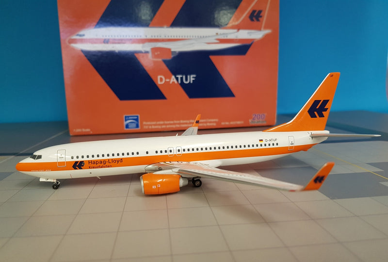 AV2738011 | Aviation 200 1:200 | Boeing 737-800 Hapag Lloyd D-ATUF **PRE OWNED**