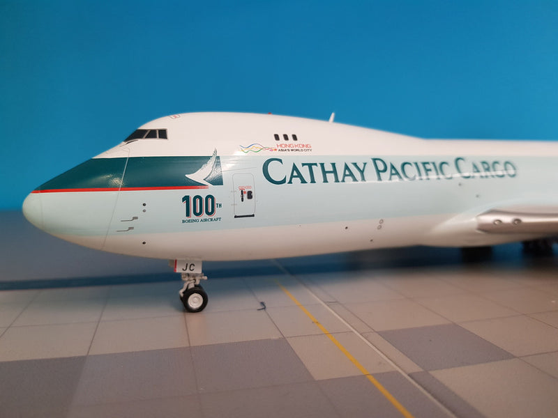 XX2803 | JC Wings 1:200 | Boeing 747-8F Cathay Pacific Cargo B-LJC, '100th' (with stand)