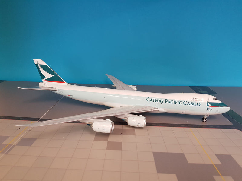 XX2803 | JC Wings 1:200 | Boeing 747-8F Cathay Pacific Cargo B-LJC, '100th' (with stand)