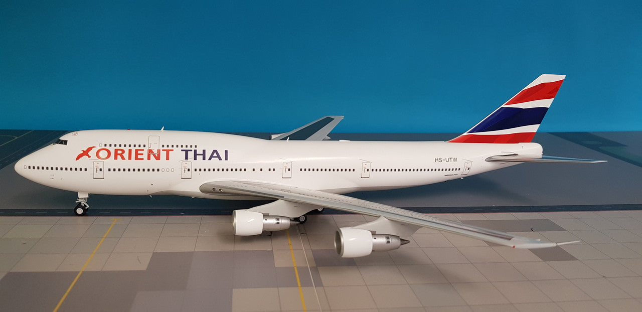 LH2041 | JC Wings 1:200 | Boeing 747-300 Orient Thai HS-UTW (with stand)