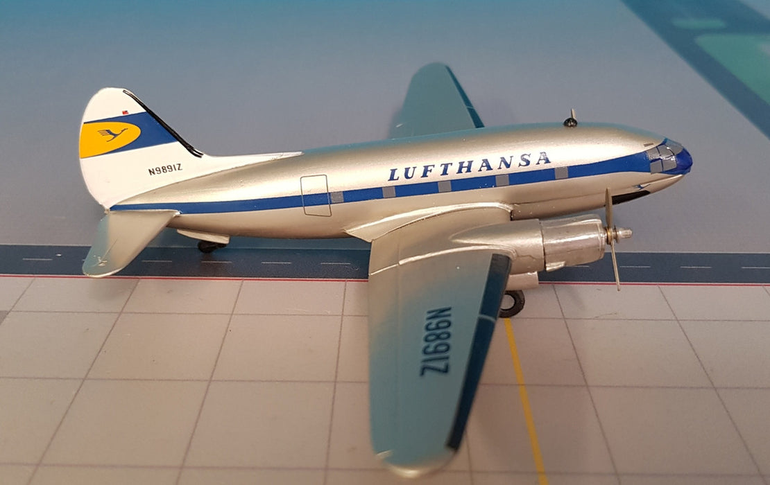 CA33A | Western Models UK 1:200 | Curtiss C-46 Commando Lufthansa N9891Z **PRE-OWNED**