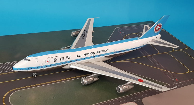 B-747SR-ANA-01P | Blue Box 1:200 | Boeing 747SR-81 ANA All Nippon Airways JA8157 (polished, with stand)