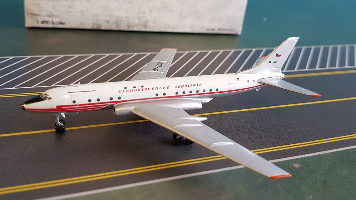 RETRO4001 | Retro Models 1:400 | Tu-104A CSA Ceskoslovenske Aerolinie OK-LDA (with stand)