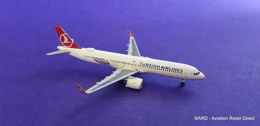 532853 | Herpa Wings 1:500 | Airbus A321neo Turkish Airlines TC-LSA