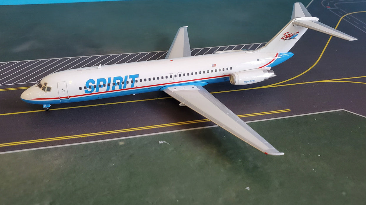 IF932NK0519 | InFlight200 1:200 | DC-9-32 Spirit N947ML (with stand)