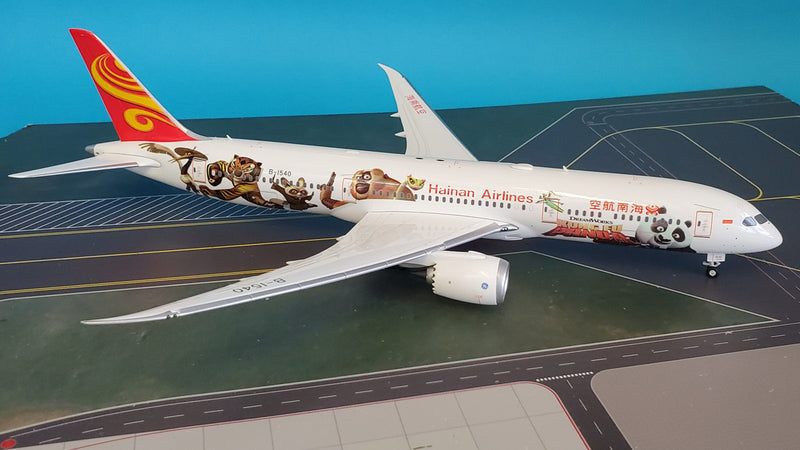 PH02003 | Phoenix 1:200 | Boeing 787-9 Hainan Airlines B-1540, 'Kung Fu Panda'