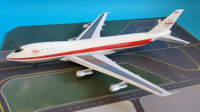 IF741017 | InFlight200 1:200 | Boeing 747-100 TWA N93114, 'Twin Globe' **PRE-OWNED**