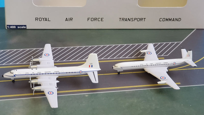 ACWHT | Aero Classics 1:400 | Bristol Britannia & De Havilland Comet Set Royal Air Force Transport Command 'White Scheme': 'Capella' XM519 and XR399 **PRE-OWNED**