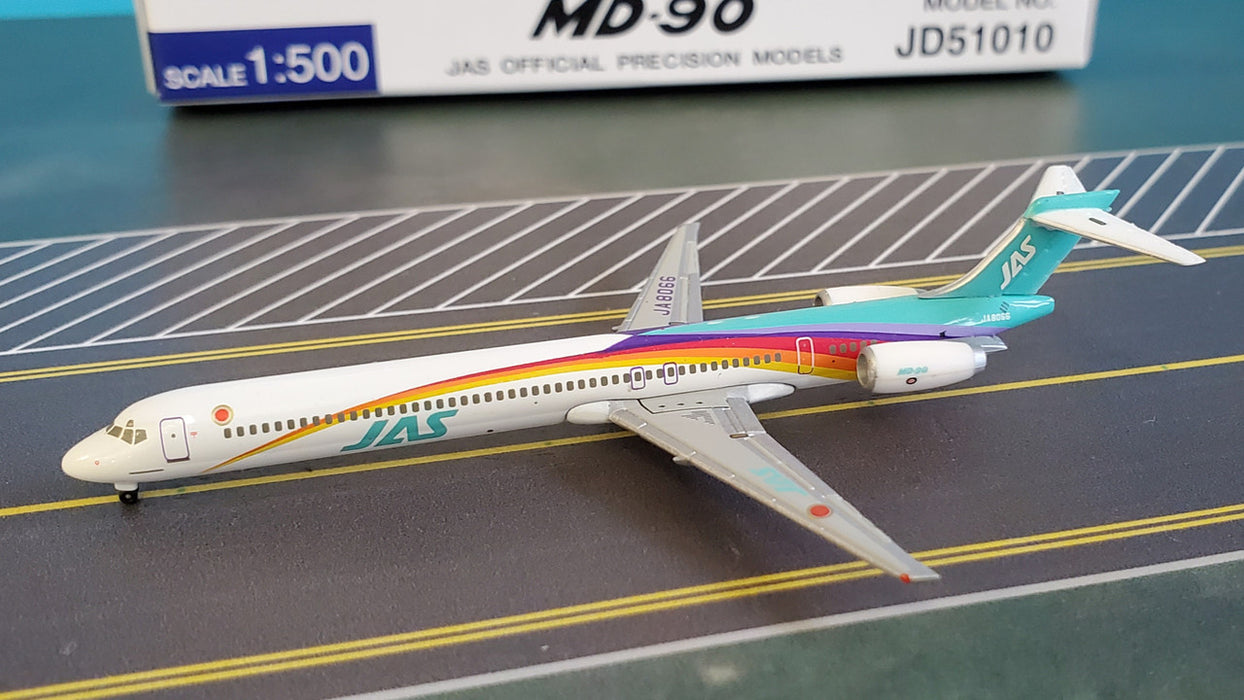 JD51010 | Hogan Wings 1:500 | Boeing MD-90 JAS JA8066