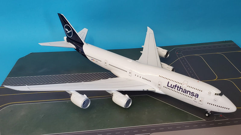 G2DLH741 | Gemini200 1:200 | Boeing 747-8i Lufthansa D-ABYC