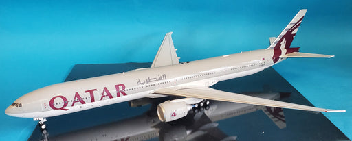 IF777QTR001 | InFlight200 1:200 | Boeing 777-300ER Qatar A7-BAA (with stand)