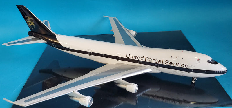 ARDLE002 | ARD Models 1:200 | Boeing 747-100 UPS N675UP (with stand)