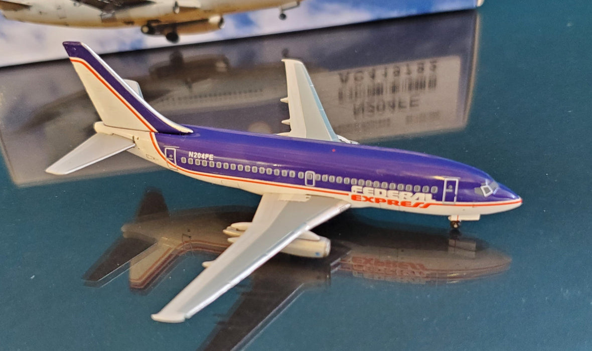 AC419782 | Aero Classics 1:400 | Boeing 737-200F Fedex N204FE