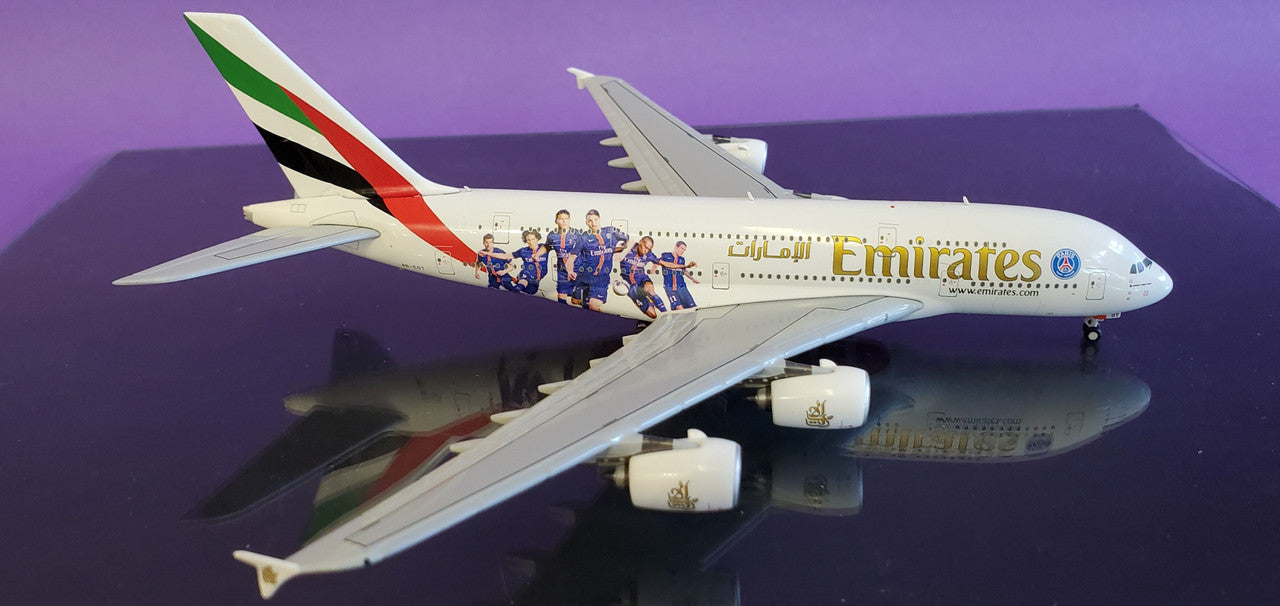 GJUAE1559 | Gemini Jets 1:400 1:400 | Airbus A380 Emirates A6-EOT, 'PSG France'