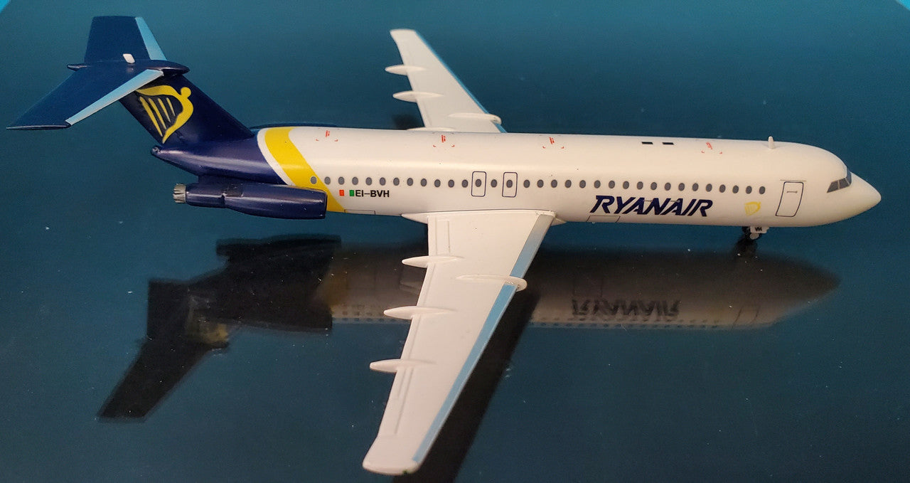 SC214 | Sky Classics 1:200 | BAC-111-500 One-Eleven Ryanair EI-CCX