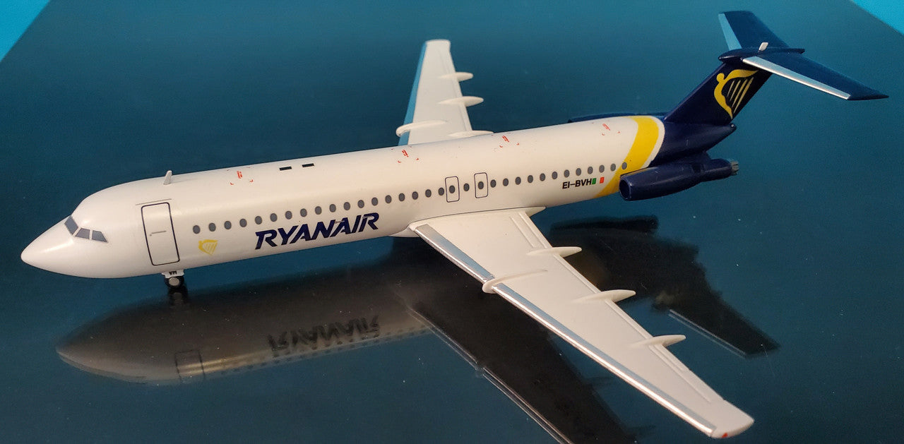 SC214 | Sky Classics 1:200 | BAC-111-500 One-Eleven Ryanair EI-CCX