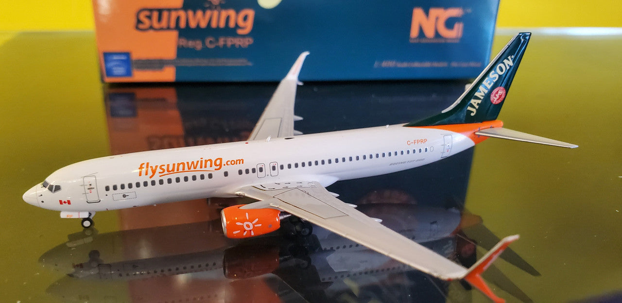 NG58089 | NG Models 1:400 | Boeing 737-800 Sunwing Airlines C-FPRP, 'Jameson Whiskey'