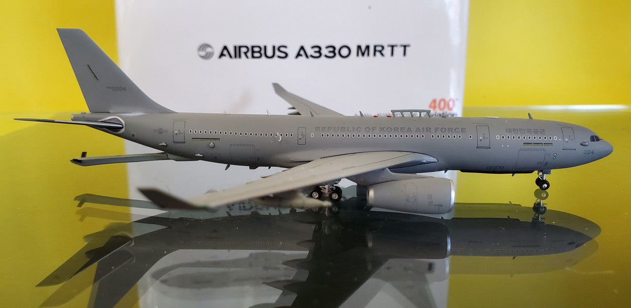 AV4MRTT06 | Aviation 400 1:400 | Airbus KC330 Cygnus Korean Air Force 19-004 (with stand)