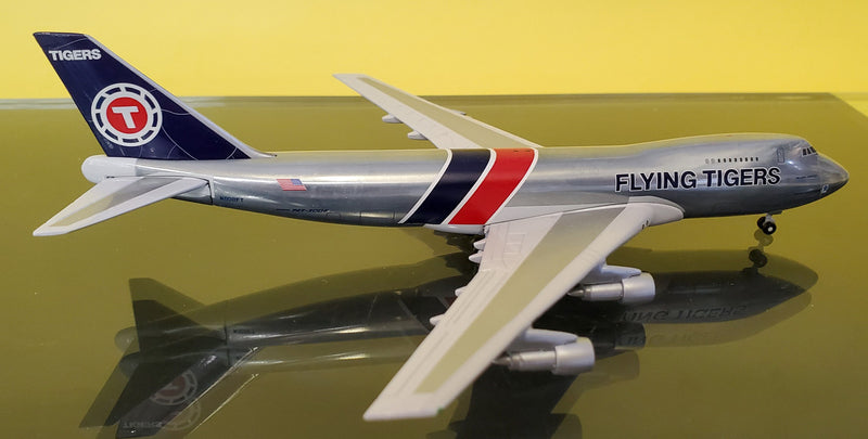 GJFTL056 | Gemini Jets 1:400 1:400 | Boeing 747-249FSCD Flying Tigers N808FT