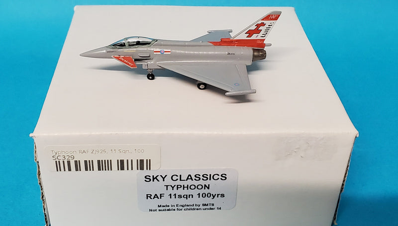 SC332 | Sky Classics 1:200 | Typhoon RAF ZK315, 41 Sqn., 100 Anniversary