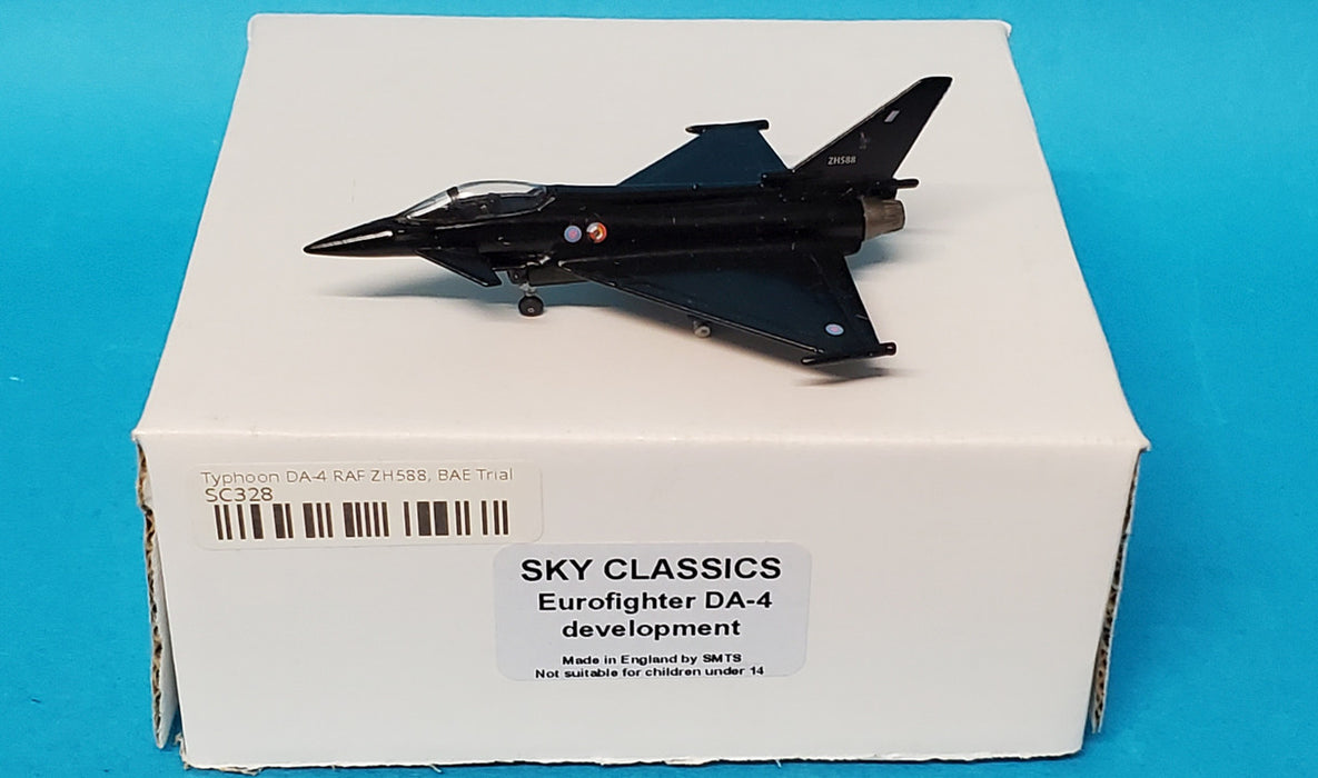 SC328 | Sky Classics 1:200 | Typhoon DA-4 RAF ZH588, BAE Trials Fleet (development aircraft)