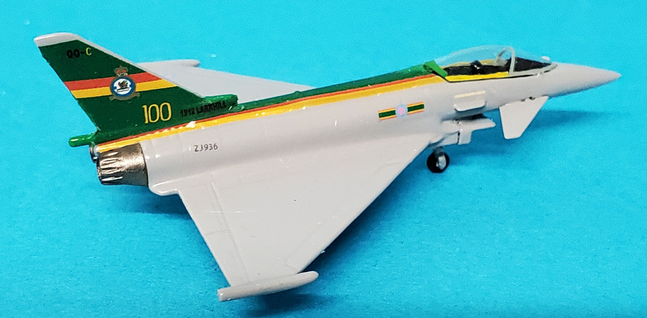 SC330 | Sky Classics 1:200 | Typhoon RAF ZJ936, 3 Sq 100 Anniversary Larkhill