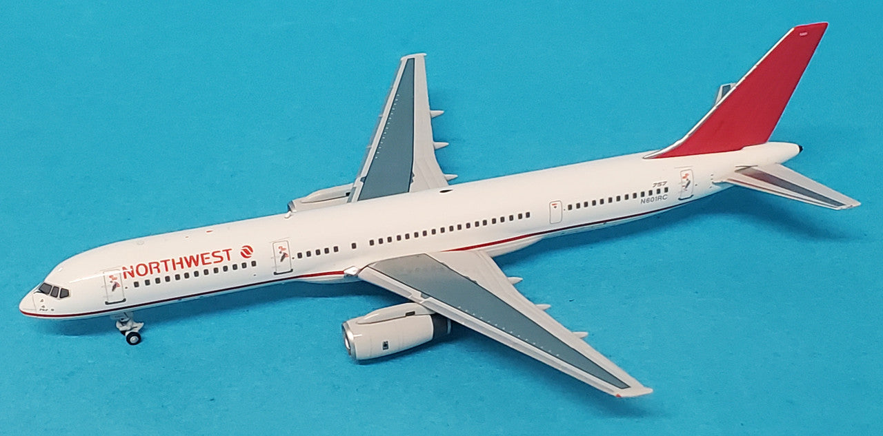 NG53030 | NG Models 1:400 | Boeing 757-200 Northwest Republic scheme N601RC