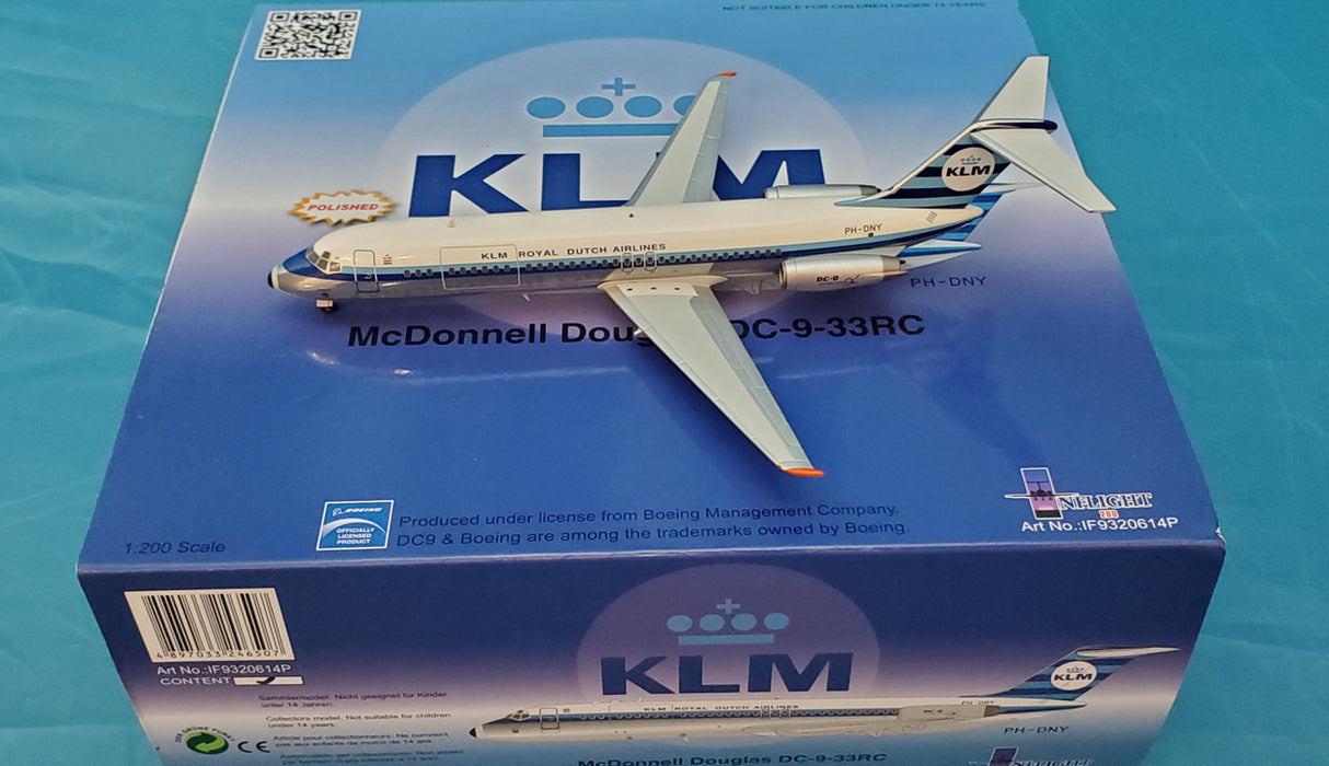IF9320614P | InFlight200 1:200 | Douglas DC-9-30 KLM PH-DNY (striped tail)