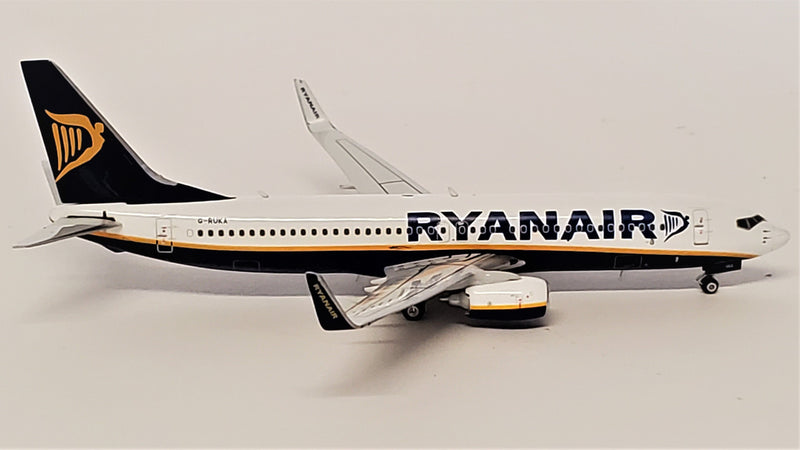 PH11695 | Phoenix 1:400 | Boeing 737-800 Ryanair G-RUKA