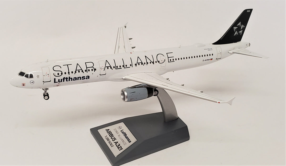 JF-A321-020 | JFox Models 1:200 | Airbus A321 Lufthansa D-AIWR, 'Star Alliance' (with stand)