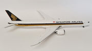WB-787-10-001 | WB Models 1:200 | Boeing 787-10 Singapore Airlines 9V-SCI (with stand)