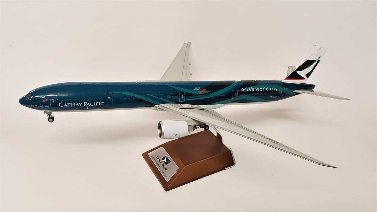 XX2751 | JC Wings 1:200 | Boeing 777-300ER Cathay Pacific B-KPF, 'Asia's world city' (with stand)