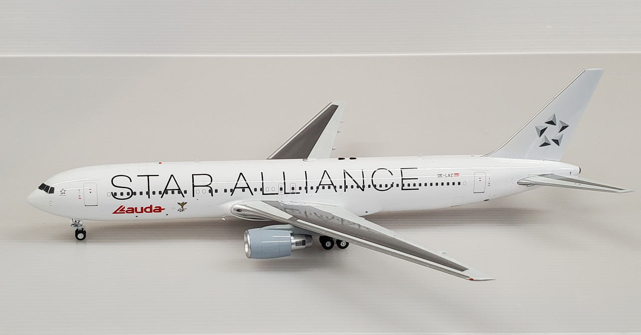 JF-767-3-014 | JFox Models 1:200 | Boeing 767-3Z9ER Lauda OE-LAZ, 'Star Alliance' (with stand)