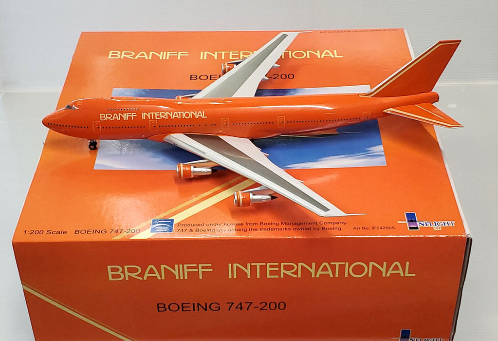 IF742005 | InFlight200 1:200 | Boeing 747-200 Braniff International N602BN