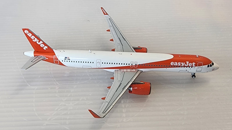 EW421N002 | JC Wings 1:400 | Airbus A321neo Easyjet OE-ISB