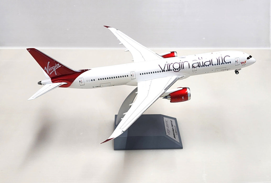 B-VR-789-AP | Blue Box 1:200 | Boeing 787-9 Virgin G-VMAP (with stand)