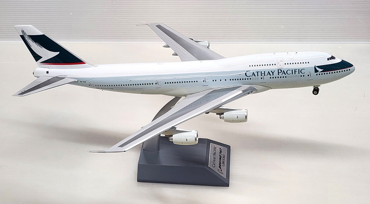 BBOXCATH888 | Blue Box 1:200 | Boeing 747-400 Cathay Pacific VR-HOT [-]