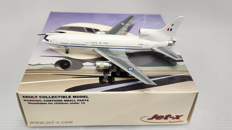 JX450 | Jet-x 1:400 | Lockheed L-1011 Tristar RAF ZD951 (with refuelling probe)