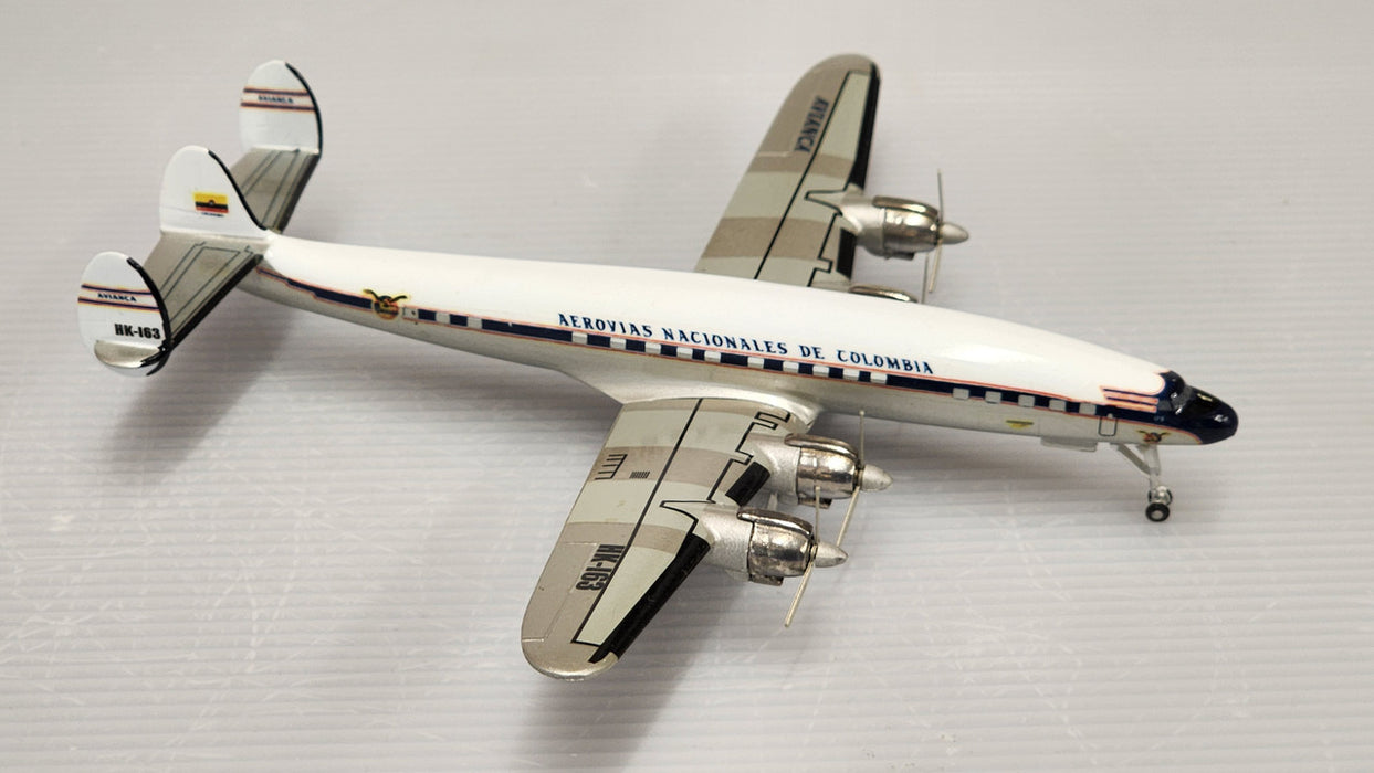 CA3A | Western Models UK 1:200 | L-1049 Super Constellation Avianca Colombia HK-163
