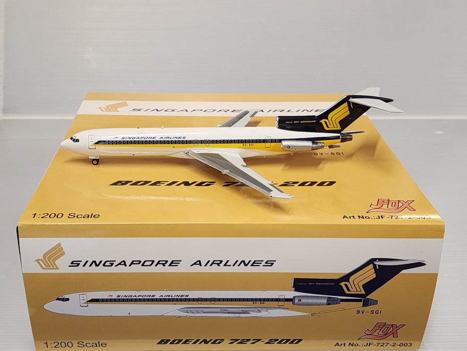 JF-727-2-003 | JFox Models 1:200 | Boeing 727-212-ADV Singapore Airlines 9V-SGI (with stand)