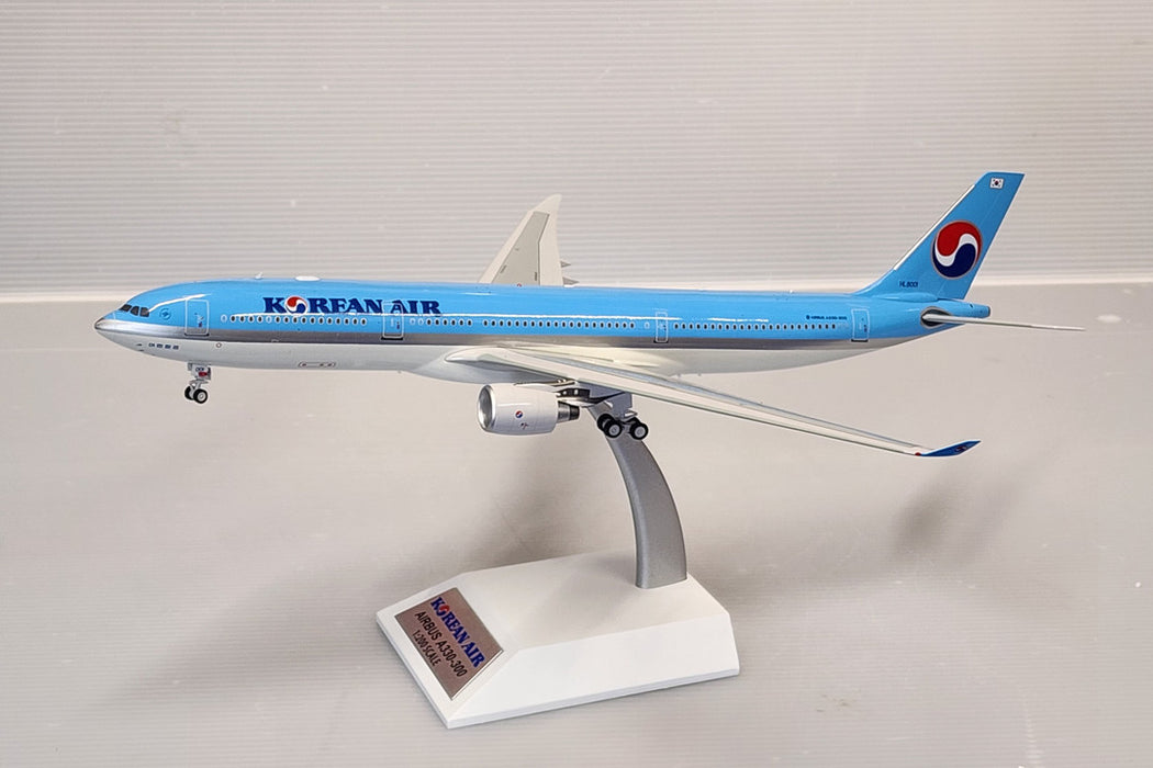 JF-A330-3-008 | JFox Models 1:200 | Airbus A330-300 Korean HL8001 (with stand)